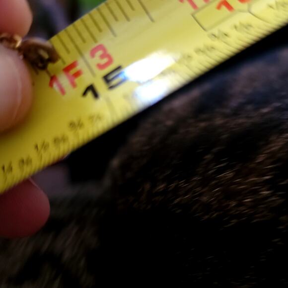 Vintage Tiger’s Eye Horn Pendant Necklace on Gold Tone Chain Boho Retro Jewelry - Picture 10 of 10